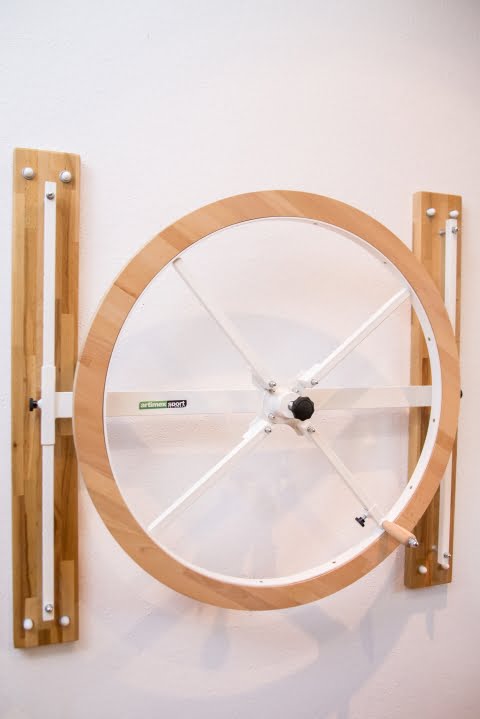 Wooden Ring Shoulder Wheel – Height-Adjustable Therapy Exerciser  Diameter: 35.4 in – Code 253-Wheel | Art Sport USA
