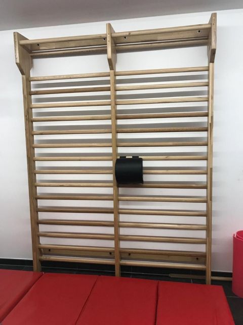 Art Sport USA – Premium Double Oak Wall Bars Pro – 94" x 71" – Model 216-2E