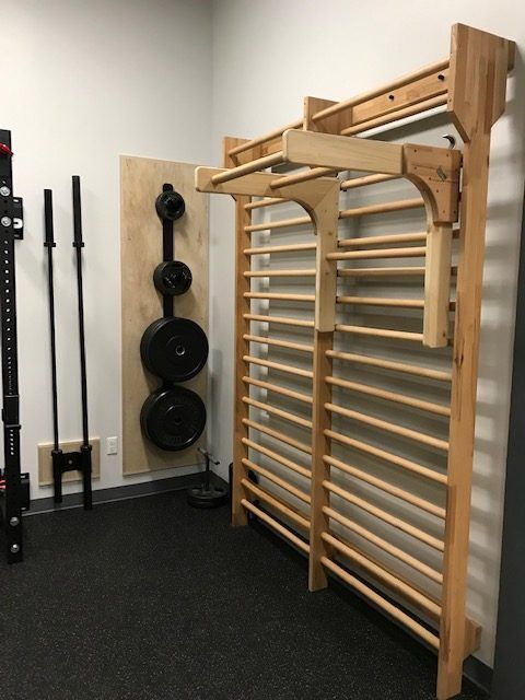 2-in-1 Wooden Pull-Up & Chin-Up Bar – Model 248
